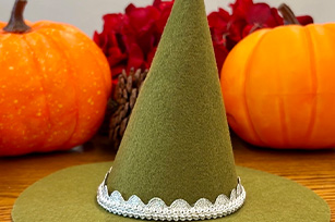 Mini Witch Hat Halloween Décor